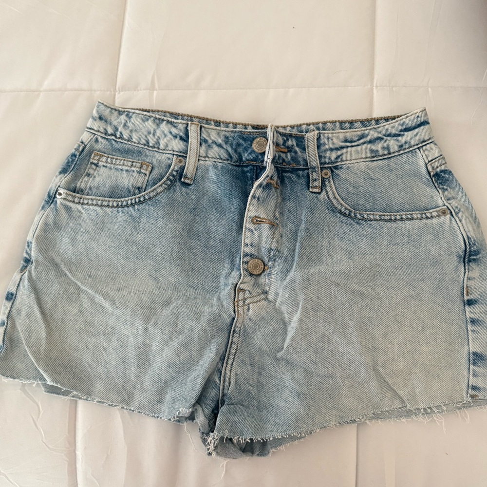 Forever 21 Blue Jean Shorts Distressed Vintage Style